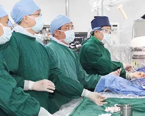 代怀试管助孕,促排卵的时候腹部都会涨吗？促排卵腹部会胀吗？